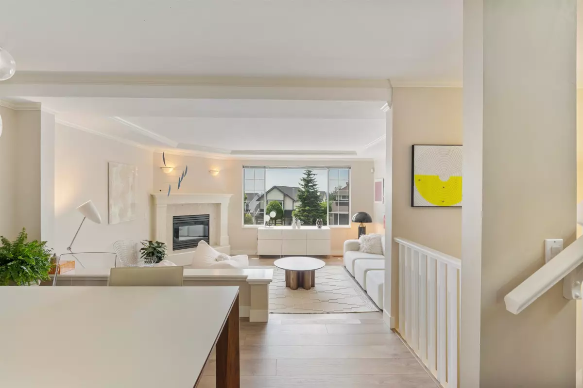 Dining Area Photo of 140 1495 Lansdowne Drive, Coquitlam, BC