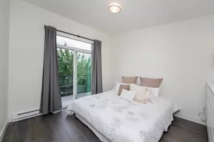 Powder Room Photo of 3 7947 209 Street, Langley, BC