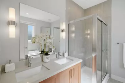Entry Foyer Photo of 65 15988 32 Avenue, Surrey, BC
