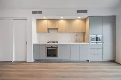 Kitchen Photo of 1506 6608 Sussex Avenue, Burnaby, BC