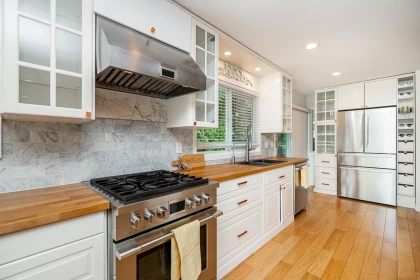 Breakfast Nook Photo of 4965 198b Street, Langley, BC