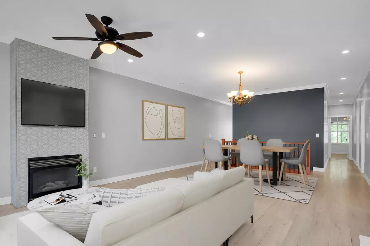 Family Room Photo of 5131 Manor Street, Burnaby, BC