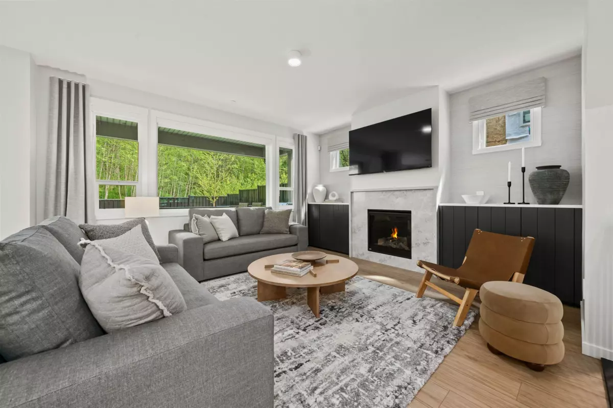Living Room Photo of 11008 250a Street, Maple Ridge, BC