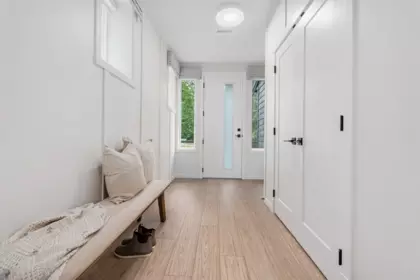 Walk-In Closet Photo of 11008 250a Street, Maple Ridge, BC
