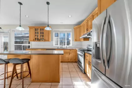 Breakfast Nook Photo of 9171 Pauleshin Crescent, Richmond, BC