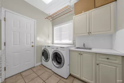 Garage Interior Photo of 9171 Pauleshin Crescent, Richmond, BC