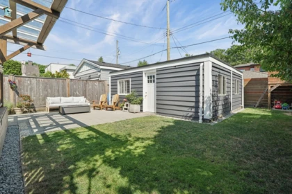 Front Yard Photo of 3349 W 14th Avenue, Vancouver, BC