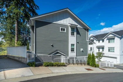 19 9762 182a Street, Surrey, BC, Surrey — Townhouse for sale