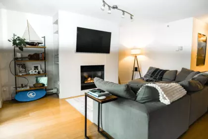Breakfast Nook Photo of 202 1188 Quebec Street, Vancouver, BC