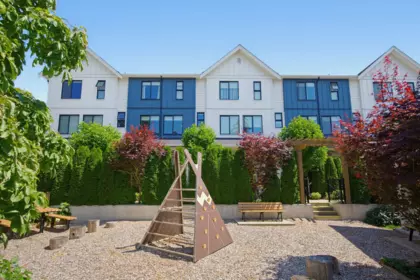 8 1871 165a Street, Surrey, BC, Surrey — Townhouse for sale