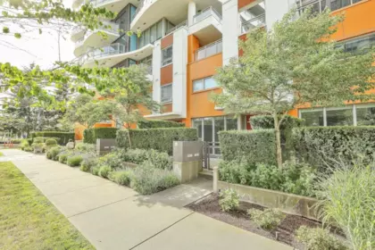 TH3 13303 Central Avenue, Surrey, BC, Surrey — Townhouse for sale