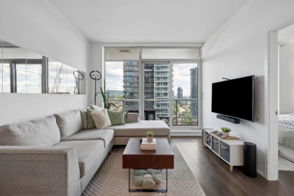 1701 1955 Alpha Way, Burnaby, BC, Burnaby — Apartment/Condo for sale