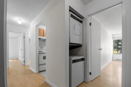 206 5800 Cooney Road, Richmond, BC, Richmond — Apartment/Condo for sale