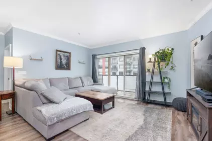 318 20460 Douglas Crescent, Langley, BC, Langley — Apartment/Condo for sale