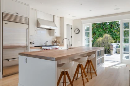 Kitchen Island Photo of 1970 Mcnicoll Avenue, Vancouver, BC