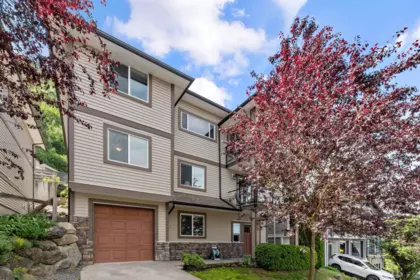 47278 Skyline Drive, Chilliwack, BC, Chilliwack — Single Family Residence for sale