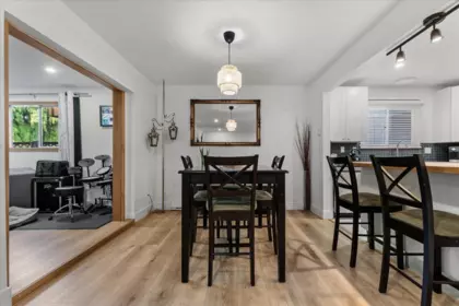 Kitchen Photo of 8542 Mccutcheon Avenue, Chilliwack, BC