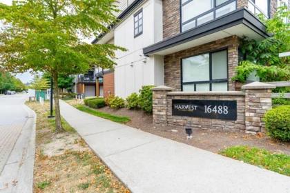 90 16488 64 Avenue, Surrey, BC, Surrey — Townhouse for sale