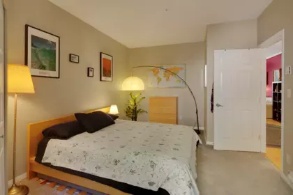 Laundry Room Photo of 1 1177 W 8th Avenue, Vancouver, BC