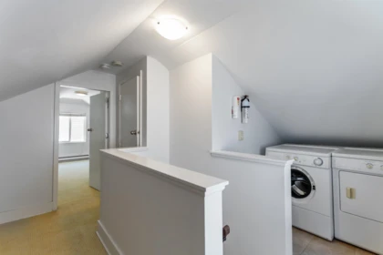 Walk-In Closet Photo of 136 E 45th Avenue, Vancouver, BC
