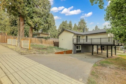 Community Amenities Photo (Clubhouse) of 869 Gale Drive, Tsawwassen, BC