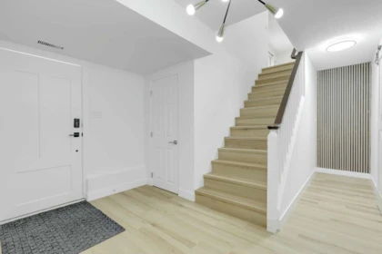 Entry Foyer Photo of 869 Gale Drive, Tsawwassen, BC