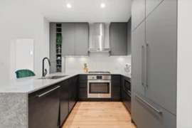 621 3131 Murray Street, Port Moody, BC