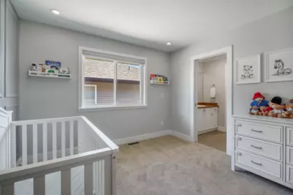 Basement Recreation Room Photo of 14775 59a Avenue, Surrey, BC