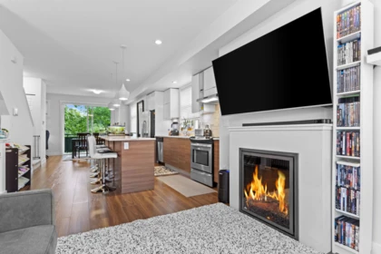 Kitchen Photo of 61 14433 60 Avenue, Surrey, BC