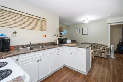 Outdoor Kitchen Photo of 10339 Mceachern Street, Maple Ridge, BC