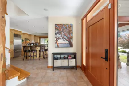 Kitchen Photo of 1474 Vernon Drive, Gibsons, BC