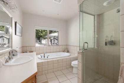 Mudroom Photo of 1474 Vernon Drive, Gibsons, BC
