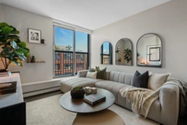 810 66 W Cordova Street, Vancouver, BC