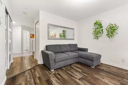 Breakfast Nook Photo of 154 15501 89a Avenue, Surrey, BC