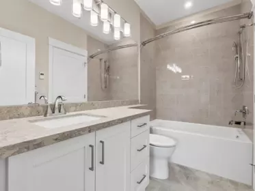 Hallway Photo of 416 20926 83 Avenue, Langley, BC