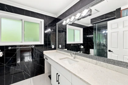 Mudroom Photo of 8676 146a Street, Surrey, BC