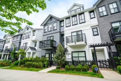 8142 202 Street, Langley, BC, Langley — Row House (Non-Strata) for sale