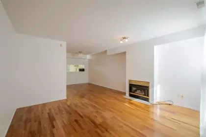 Dining Area Photo of 16 13713 72a Avenue, Surrey, BC