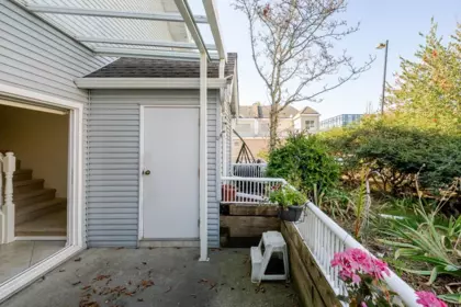 Outdoor Patio Photo of 16 13713 72a Avenue, Surrey, BC