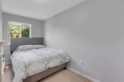 Laundry Room Photo of 40 6533 121 Street, Surrey, BC