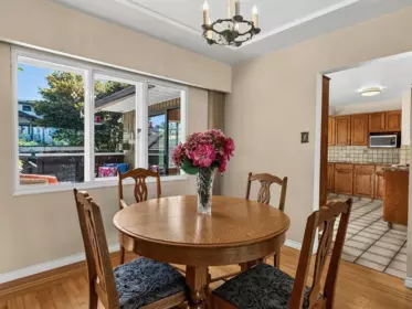 Breakfast Nook Photo of 6258 Berwick Street, Burnaby, BC