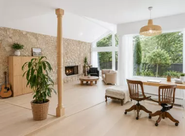 Kitchen Island Photo of 4107 Salish Drive, Vancouver, BC