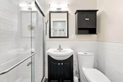 Powder Room Photo of 1071 Lillooet Road, North Vancouver, BC
