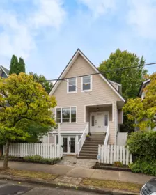 2537 Woodland Drive, Vancouver, BC, Vancouver — Single Family Residence for sale