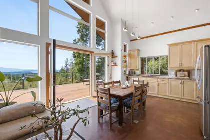 9340 Stephens Way, Halfmoon Bay, BC, Halfmoon bay — Single Family Residence for sale