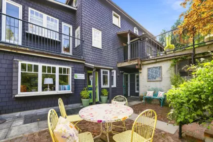 Family Room Photo of 3396 Marine Drive, West Vancouver, BC