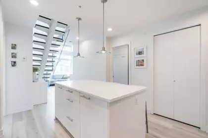 Kitchen Photo of 606 733 W 3rd Street, North Vancouver, BC