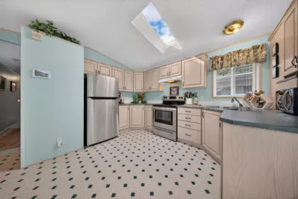 Guest Bathroom Photo of 15 44565 Monte Vista Drive, Chilliwack, BC