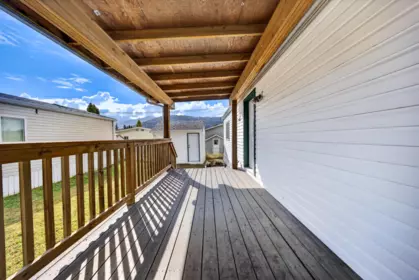 Walk-In Closet Photo of 15 44565 Monte Vista Drive, Chilliwack, BC