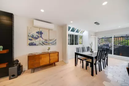 Family Room Photo of 2022 Chesterfield Avenue, North Vancouver, BC